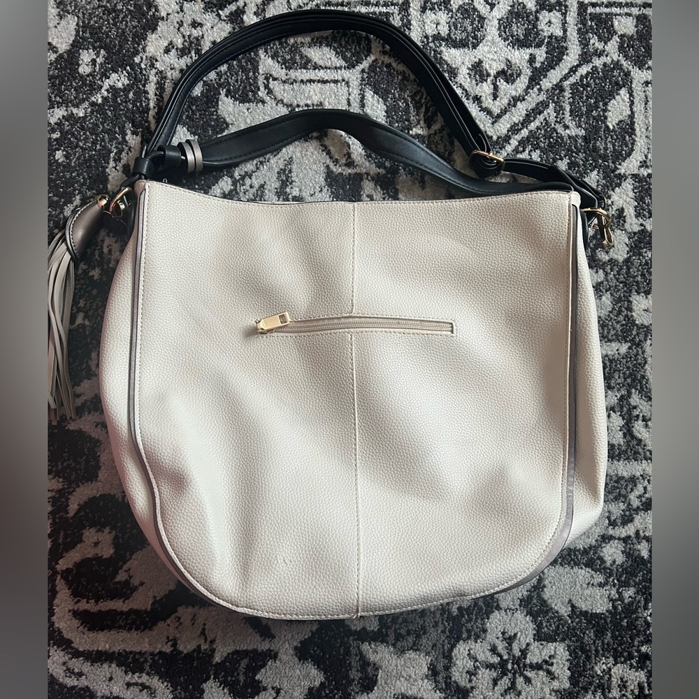 Purse - Picture 3 of 8